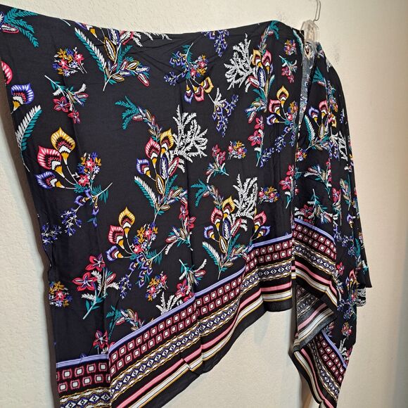 Kollie More 100% Viscose Black Floral Shawl Poncho Coverup Lightweight One Size - Picture 4 of 14